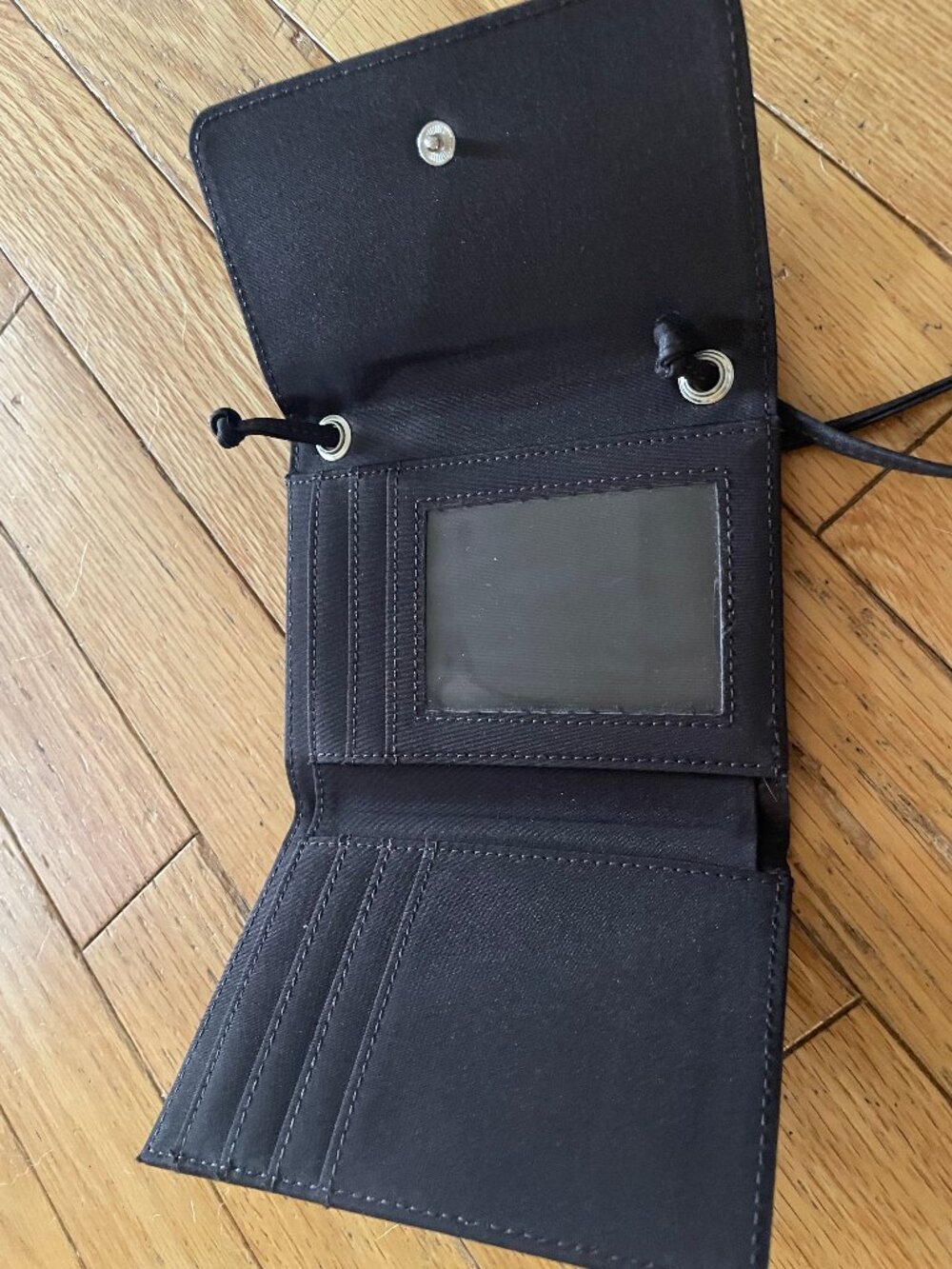 Dragonfly Leather Strapped Wallet - Picture 3 of 3